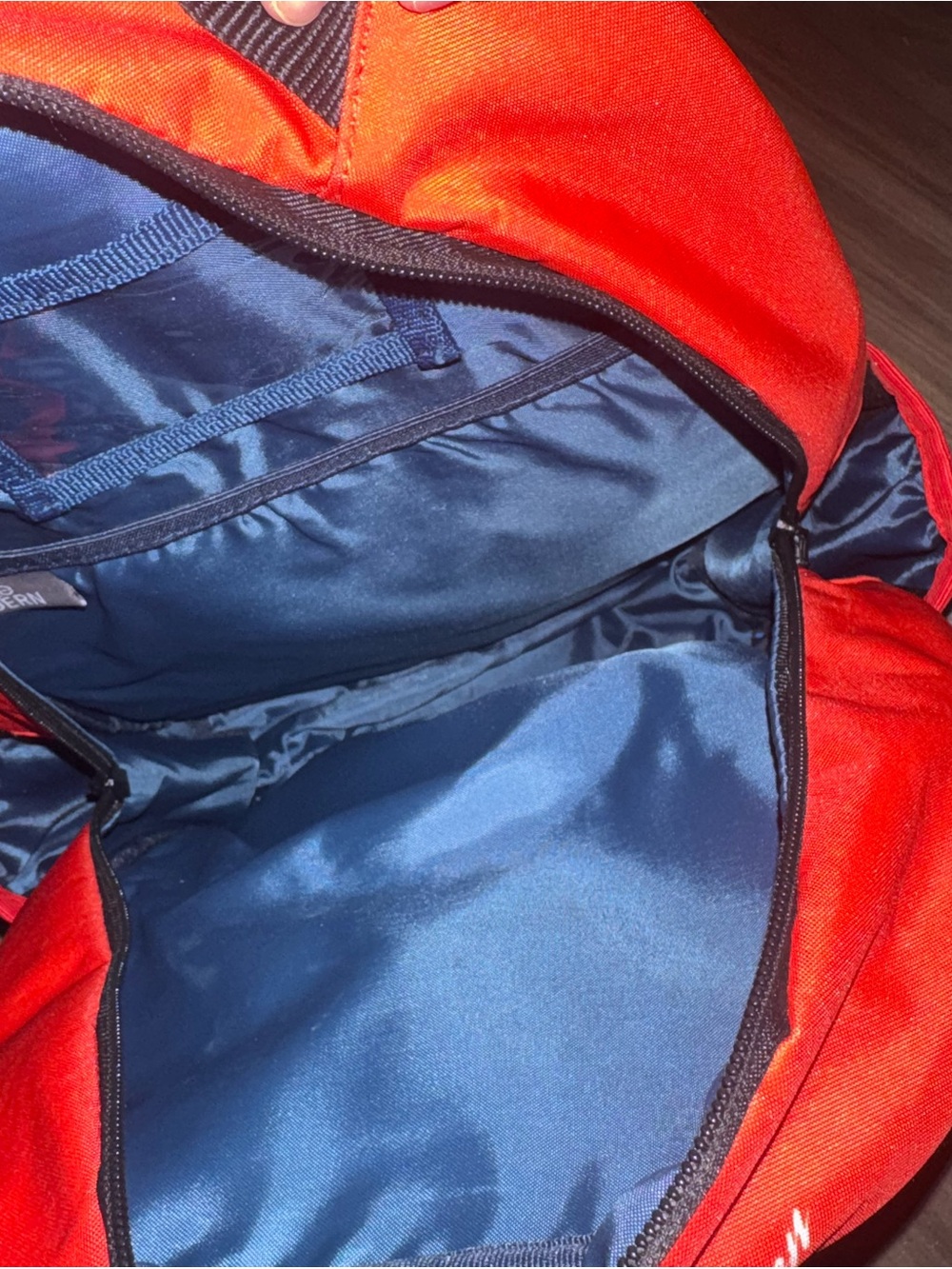 Red Kids Backpack featuring Lightning McQueen Character - Picture 3 of 4